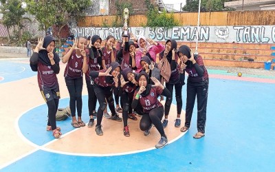 Tim Bola Voli Putri SMP Negeri 3 Tempel